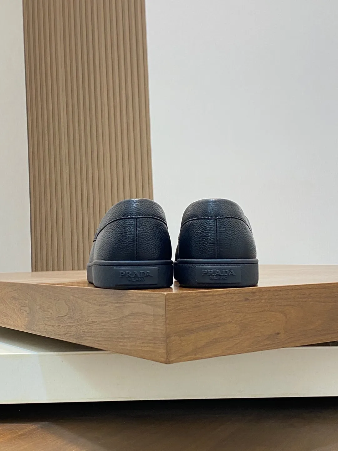 Men's shoes 💰700 [PRADA] Men's shoes are on sale at the counter, sold in Guangzhou, synchronized with the official website, 1 high-quality shipment ✔️ Original cowhide + cowhide lining, 1🆚1 replica, original sole, 38-45 (38.45 custom-made, non-refundable)